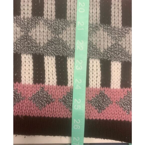 Vintage Patterned Sweater - Picture 9 of 9